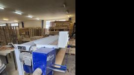 Slipemaskin - belte- kusing PB2500 | Maskinutstyr til snekkerverksteder | Trebearbeidingsmaskiner | MDP Group s.r.o