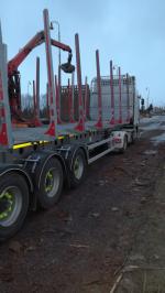 Semitrailer til tømmer 02.03.2019 - 01.04.2019 |  Transport og lasting / lossing | MT Transport a logistika