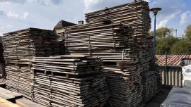 Teak Tømmer til bruk på snekkerverksteder |  Tropiske treslag | Tømmer | SOFT IT SP .ZO.O SPÓŁKA Z OGRANICZONĄ ODPO