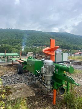 Kubbeoppsplittingsmaskin Tark -50  |  Bearbeiding av treavfall | Trebearbeidingsmaskiner | Drekos Made s.r.o