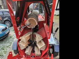 Annet utstyr DR-20- Automat ,prořez 48cm |  Bearbeiding av treavfall | Trebearbeidingsmaskiner | Drekos Made s.r.o